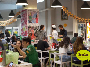 Hola Hostal Eixample - Hostel