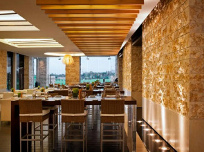 VOGO Abu Dhabi Golf Resort & Spa