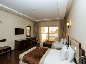 Sunrise Crystal Bay Resort