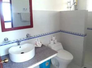 Alona Vida Beach Resort