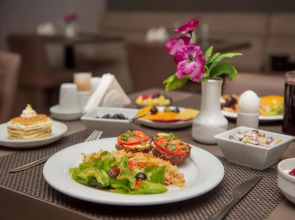 Отель City Avenue