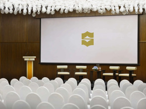 Shangri-La Eros, New Delhi