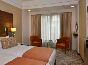 Hotel Marine Plaza Mumbai