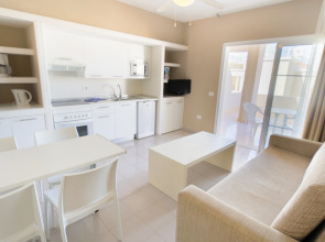 Los Olivos Beach Resort