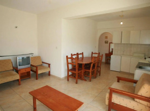 New York Plaza Hotel Apartments