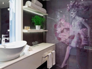 Renaissance®  Vienna Schönbrunn Hotel