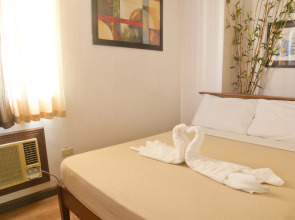 Isabelle Garden Hotel & Suites