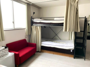 Hotel Mikado - Hostel