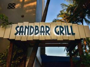 Sun Tower Hotel & Suites on the Beach