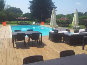 Logis Hôtel Restaurant La Vieille Ferme