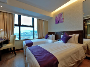 The Bauhinia Hotel Tsim Sha Tsui