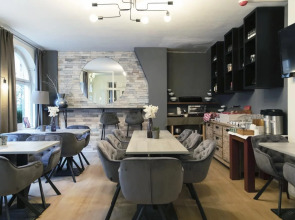 Quentin England Hotel