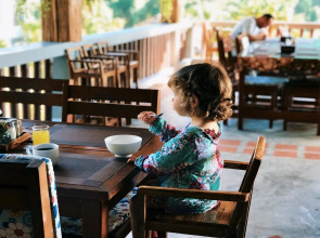 Railay Phutawan Resort