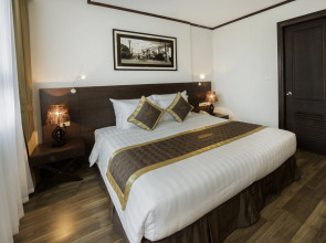 Thang Long Opera Hotel