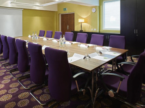 Courtyard by Marriott London Gatwick Airport