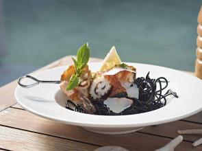 Beach Club by Haad Tien