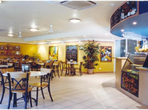 City Oasis Inn Townsville, SureStay Collection by BW