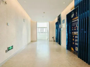 7 Days Inn (Shenzhen Luohu Port Dongmen Old Street Branch)