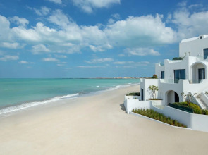 Anantara Santorini Abu Dhabi Retreat - Adults Only