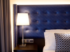 AX The Victoria Hotel