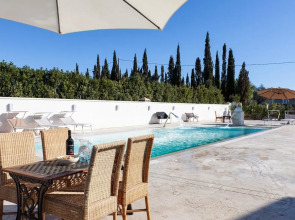 Tenuta San Cassiano with garden and pool