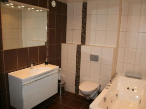 Pilve Apartment Hotel