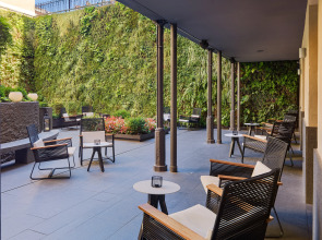 H10 Urquinaona Plaza