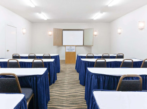 Hawthorn Extended Stay by Wyndham Richardson