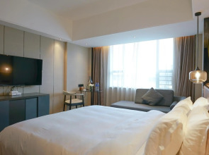 Paco Business Hotel Datang Metro Station