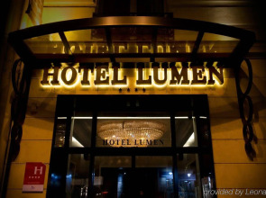 Hotel Lumen Paris Louvre