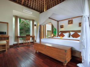 Graha Sandat Villas by Pramana Villas