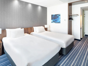 Holiday Inn Express Amsterdam - Sloterdijk Station by IHG