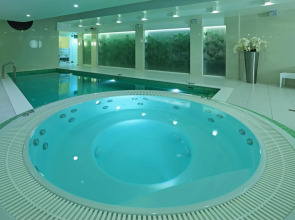 Отель Wellton Centrum Hotel & Spa