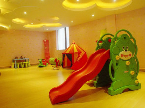 Guangdong Victory Hotel - Free shuttle bus to exhibition center during Canton Fair