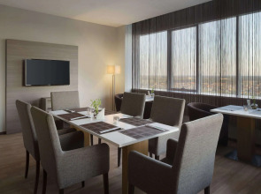 Отель Ramada Encore by Wyndham Киев