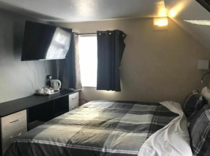 The Old Black Horse - Inn