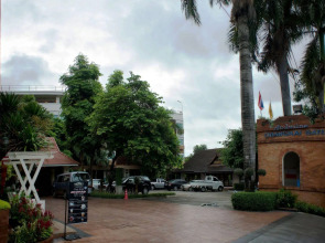 Chiang Mai Gate Hotel