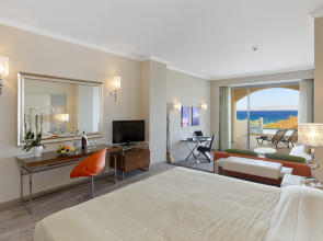 Atrium Platinum Resort Hotel & Spa