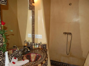 Riad Les Trois Palmiers El Bacha