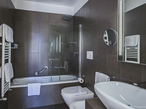 Aldrovandi Residence City Suites