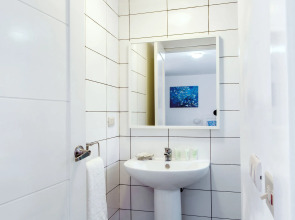 Tropicana Suites Deluxe Beach Club & Pool