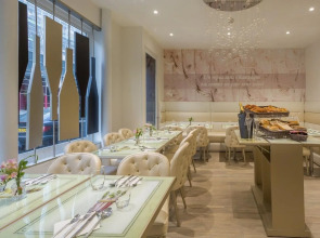 Hotel Les Bulles de Paris