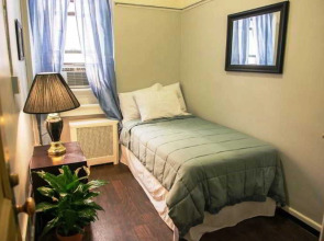 YMCA Greenpoint - Shared Bath