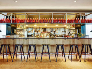 citizenM Schiphol Airport