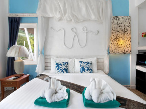 The White Knot Koh Chang