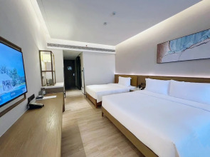 Holiday Inn Hotel and Suites Sanya Yalong Bay by IHG