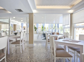 BJ Playamar Hotel & Apartamentos