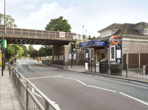 Ramada Hounslow - Heathrow East