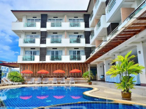 First Residence Hotel