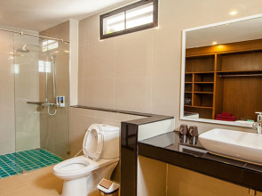 Paradise Resort PHI PHI